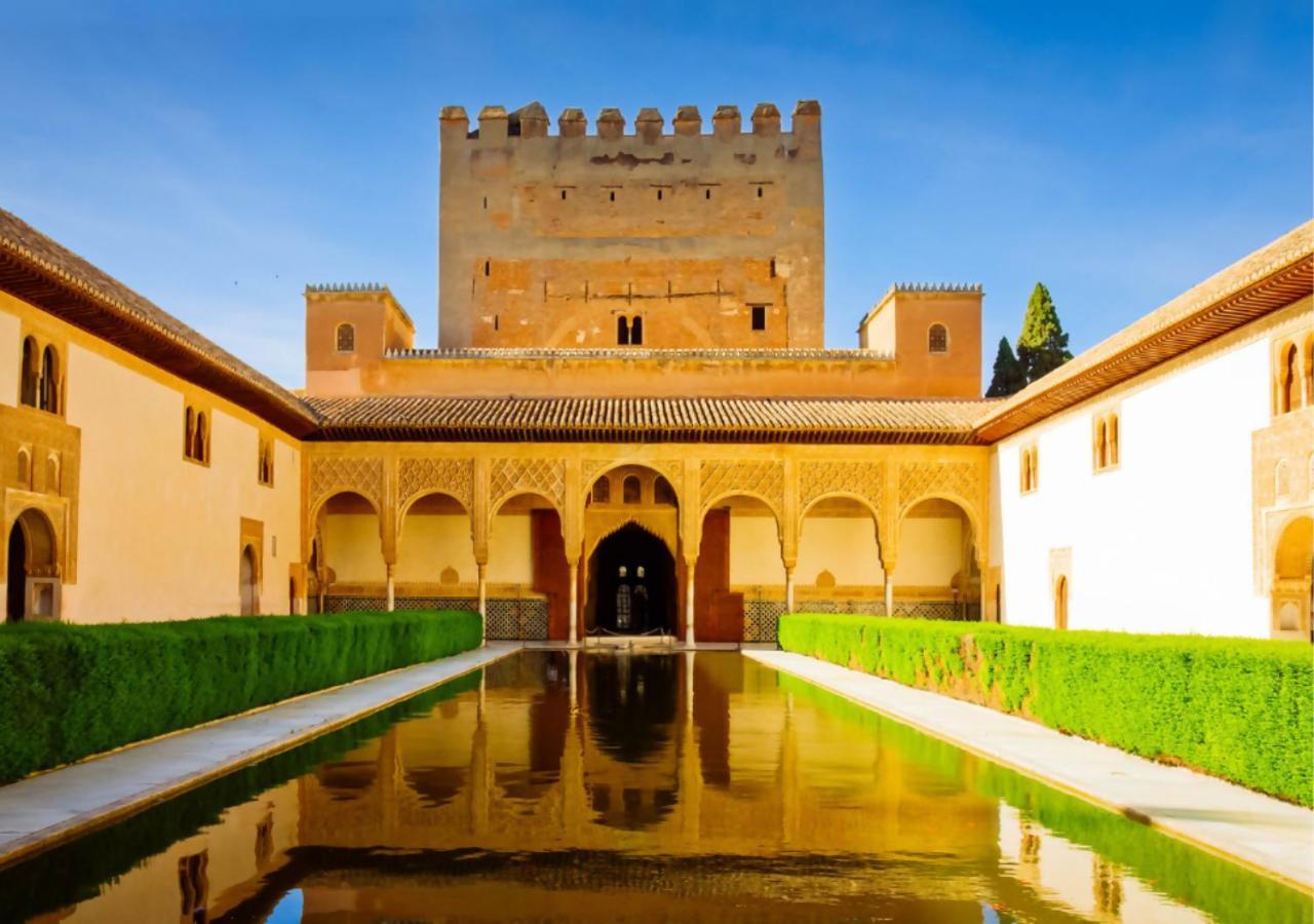 Magia Y Misterio Junto A La Alhambra Ven Y Vivela Apartman Granada Kültér fotó